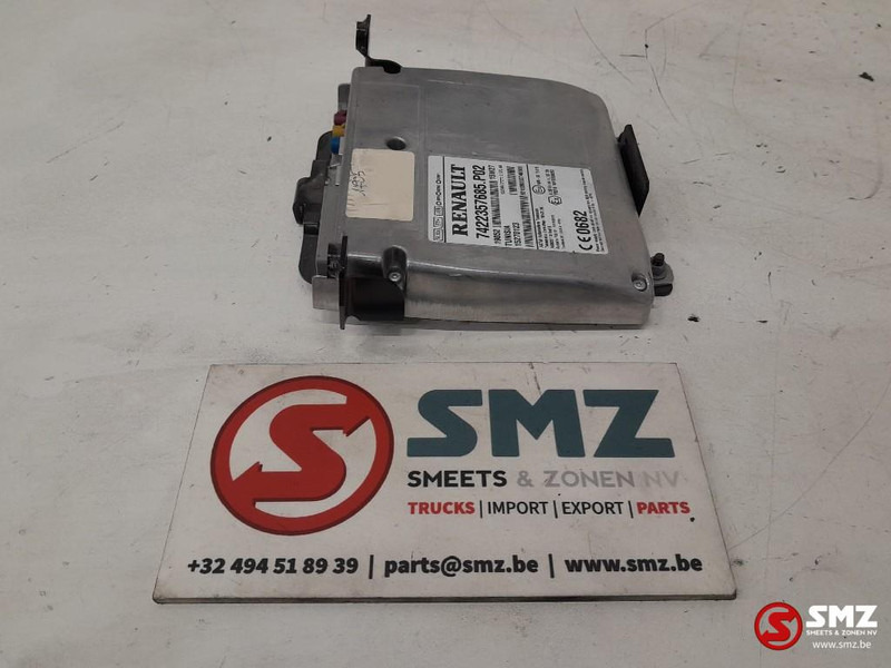 Renault Occ ECU Telematic Gateway regeleenheid Renault - Centralina electrónica para Camião: foto 3 Renault Occ ECU Telematic Gateway regeleenheid Renault - Centralina electrónica para Camião: foto 3
