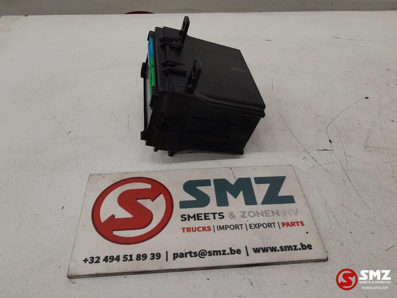 Renault Occ ECU VECU regeleenheid Renault - Centralina electrónica para Camião: foto 4 Renault Occ ECU VECU regeleenheid Renault - Centralina electrónica para Camião: foto 4
