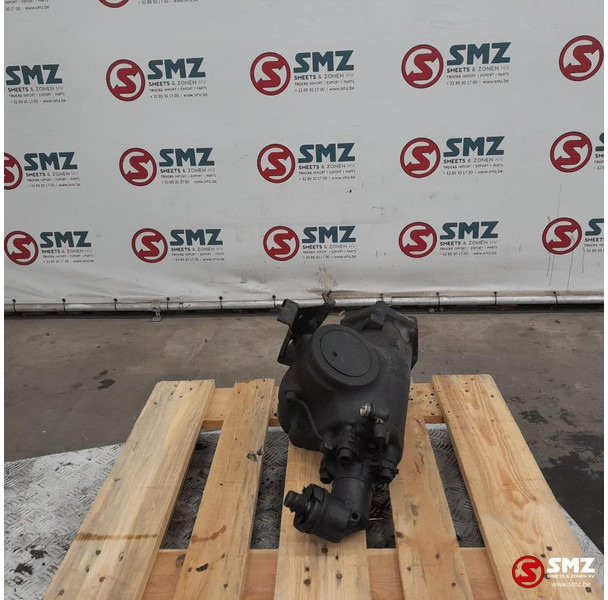 Renault Occ Stuurhuis Renault - Caixa de direção para Camião: foto 3 Renault Occ Stuurhuis Renault - Caixa de direção para Camião: foto 3