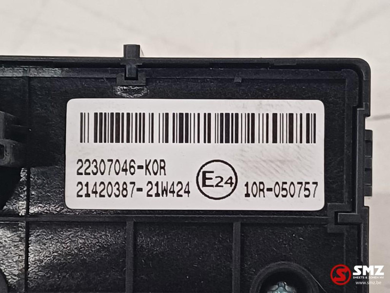 Renault Occ cruise control schakelaar Renault - Sistema elétrico para Camião: foto 3 Renault Occ cruise control schakelaar Renault - Sistema elétrico para Camião: foto 3