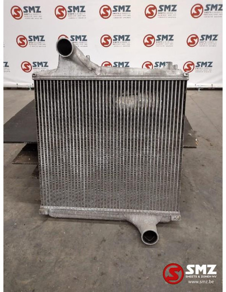 Renault Occ intercooler Renault T 7421162608 - Intercooler para Camião: foto 1 Renault Occ intercooler Renault T 7421162608 - Intercooler para Camião: foto 1