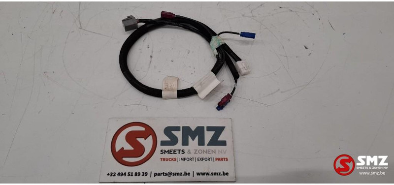 Renault Occ kabelboom tollcollect Renault - Cables/ Wire harness para Camião: foto 2 Renault Occ kabelboom tollcollect Renault - Cables/ Wire harness para Camião: foto 2