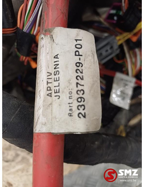 Renault Occ lot kabelbomen chassis + cabine Renault - Cables/ Wire harness para Camião: foto 3 Renault Occ lot kabelbomen chassis + cabine Renault - Cables/ Wire harness para Camião: foto 3