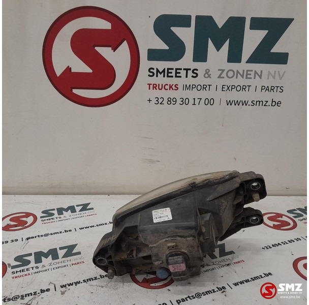 Renault Occ mistlicht links Renault - Farol nevoeiro para Camião: foto 2 Renault Occ mistlicht links Renault - Farol nevoeiro para Camião: foto 2