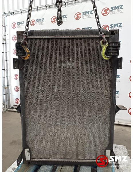 Renault Occ radiator Renault - Radiador para Camião: foto 2 Renault Occ radiator Renault - Radiador para Camião: foto 2