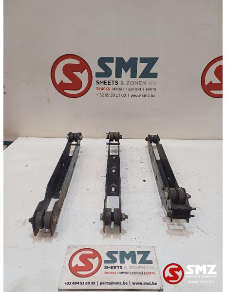 Renault Occ set van 3 sideskirtsteunen Renault - Estrutura/ Châssis para Camião: foto 1 Renault Occ set van 3 sideskirtsteunen Renault - Estrutura/ Châssis para Camião: foto 1