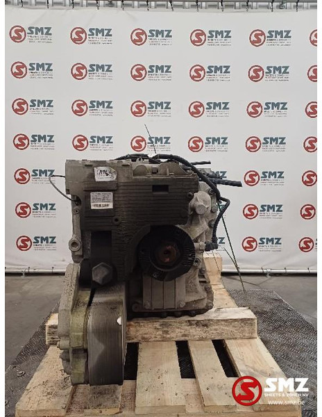 Renault Occ versnellingsbak + retarder AT2612D Renault - Caixa de velocidade para Camião: foto 4 Renault Occ versnellingsbak + retarder AT2612D Renault - Caixa de velocidade para Camião: foto 4