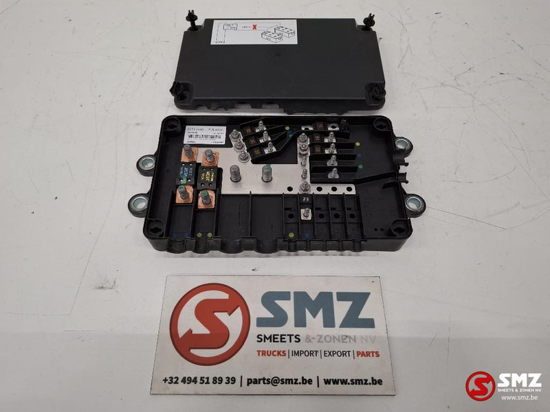 Renault Occ zekeringskast Renault - Sistema elétrico para Camião: foto 1 Renault Occ zekeringskast Renault - Sistema elétrico para Camião: foto 1