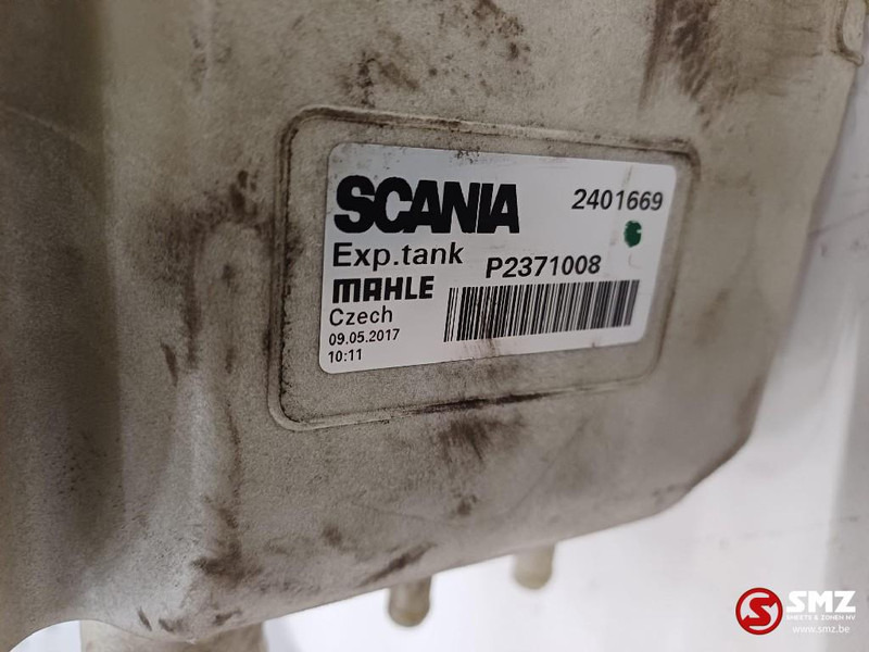 Scania Expansievat SCANIA R-series (01.04-) - Tanque de expansão para Camião: foto 5 Scania Expansievat SCANIA R-series (01.04-) - Tanque de expansão para Camião: foto 5