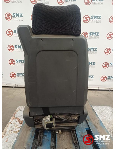 Scania Occ bestuurdersstoel Scania - Cabine e interior para Camião: foto 2 Scania Occ bestuurdersstoel Scania - Cabine e interior para Camião: foto 2