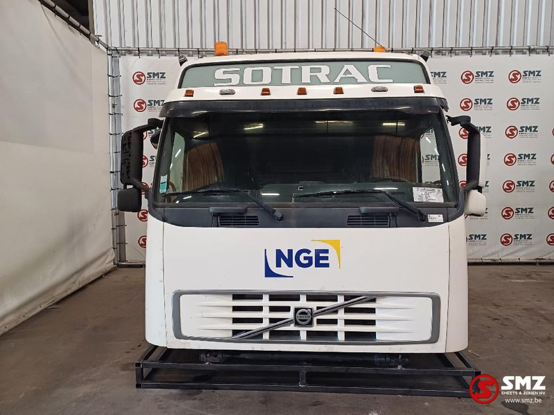 Volvo Occ Cabine Volvo FH2 Globetrotter L2H2 - Cabine e interior para Camião: foto 1 Volvo Occ Cabine Volvo FH2 Globetrotter L2H2 - Cabine e interior para Camião: foto 1