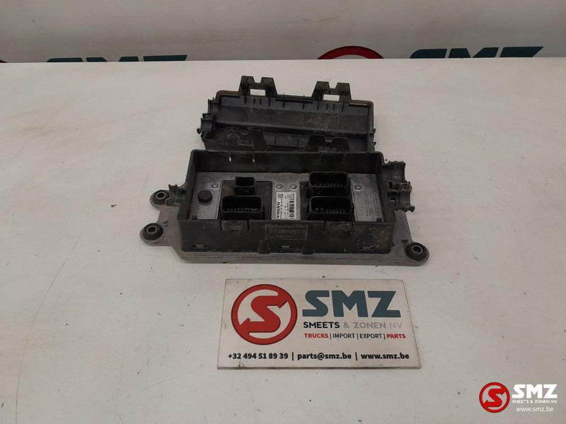Volvo Occ ECU RCIOM2 regeleenheid Volvo - Centralina electrónica para Camião: foto 2 Volvo Occ ECU RCIOM2 regeleenheid Volvo - Centralina electrónica para Camião: foto 2