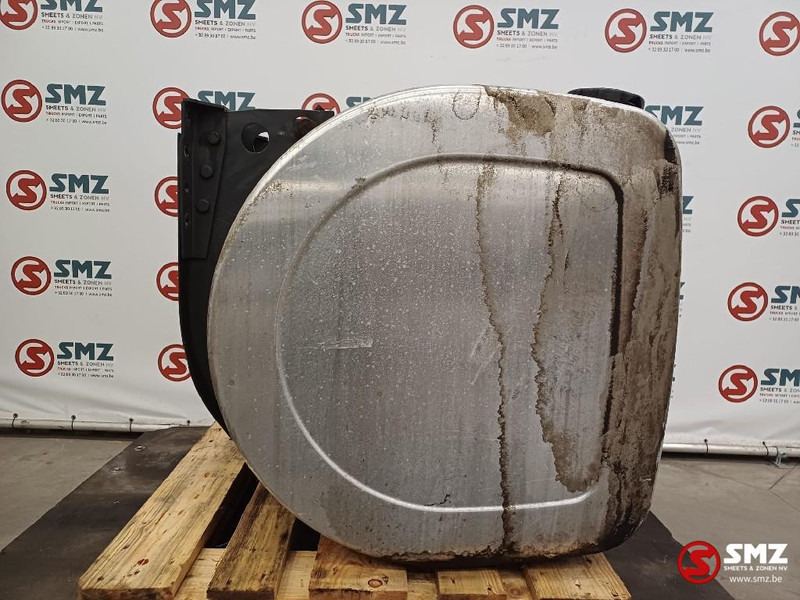 Volvo Occ brandstoftank 450L met steunen Volvo - Tanque de combustível para Camião: foto 4 Volvo Occ brandstoftank 450L met steunen Volvo - Tanque de combustível para Camião: foto 4
