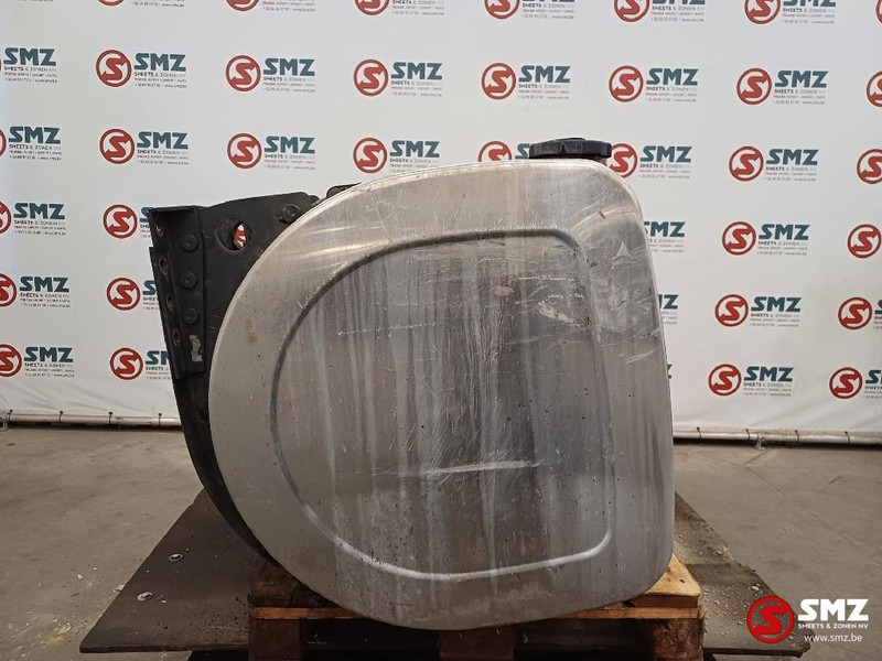 Volvo Occ brandstoftank met steunen Volvo - Tanque de combustível para Camião: foto 4 Volvo Occ brandstoftank met steunen Volvo - Tanque de combustível para Camião: foto 4