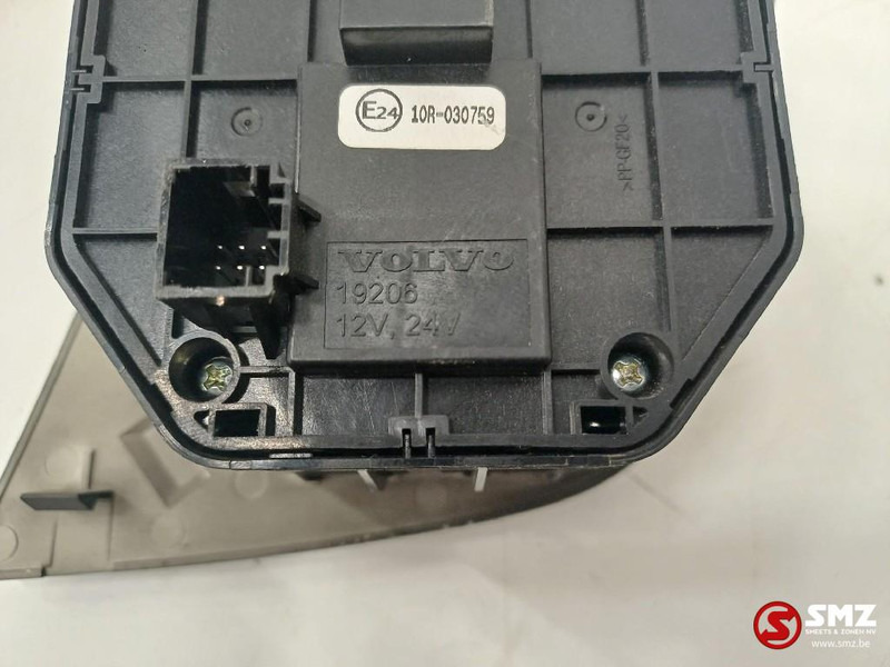Volvo Occ koplampenschakelaar Volvo - Sistema elétrico para Camião: foto 4 Volvo Occ koplampenschakelaar Volvo - Sistema elétrico para Camião: foto 4