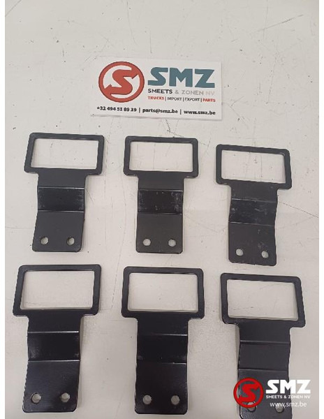 Volvo Occ set van 6 LED zijmarkeringslichten + bevestigi - Iluminação para Camião: foto 2 Volvo Occ set van 6 LED zijmarkeringslichten + bevestigi - Iluminação para Camião: foto 2