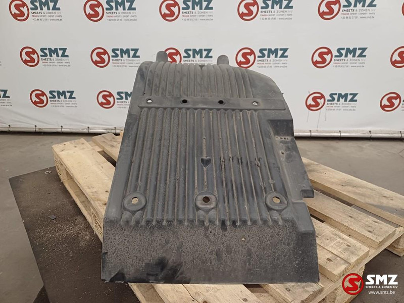 Volvo Occ spatscherm vooraan rechts Volvo - Carroceria e exterior para Camião: foto 3 Volvo Occ spatscherm vooraan rechts Volvo - Carroceria e exterior para Camião: foto 3