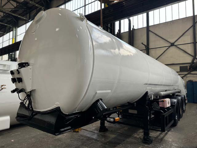 CRYOLOR gas tank semi trailer cryogenic for nitrogen, argon, oxygen, LIN, LOX, LAR. - Semi-reboque cisterna: foto 2 CRYOLOR gas tank semi trailer cryogenic for nitrogen, argon, oxygen, LIN, LOX, LAR. - Semi-reboque cisterna: foto 2