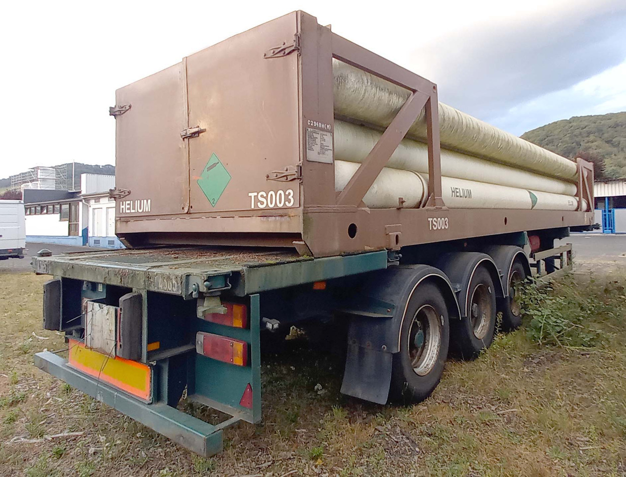 FRUEHAUF Gas, compressed helium, hydrogen, Wasserstoff, 196 bar - Semi-reboque cisterna: foto 3 FRUEHAUF Gas, compressed helium, hydrogen, Wasserstoff, 196 bar - Semi-reboque cisterna: foto 3