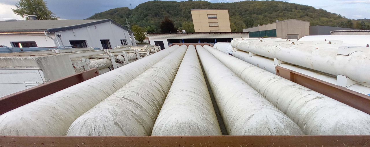 FRUEHAUF Gas tank tube semi-trailer used for compressed helium, hydrogen, Wasserstoff - Semi-reboque cisterna: foto 5 FRUEHAUF Gas tank tube semi-trailer used for compressed helium, hydrogen, Wasserstoff - Semi-reboque cisterna: foto 5