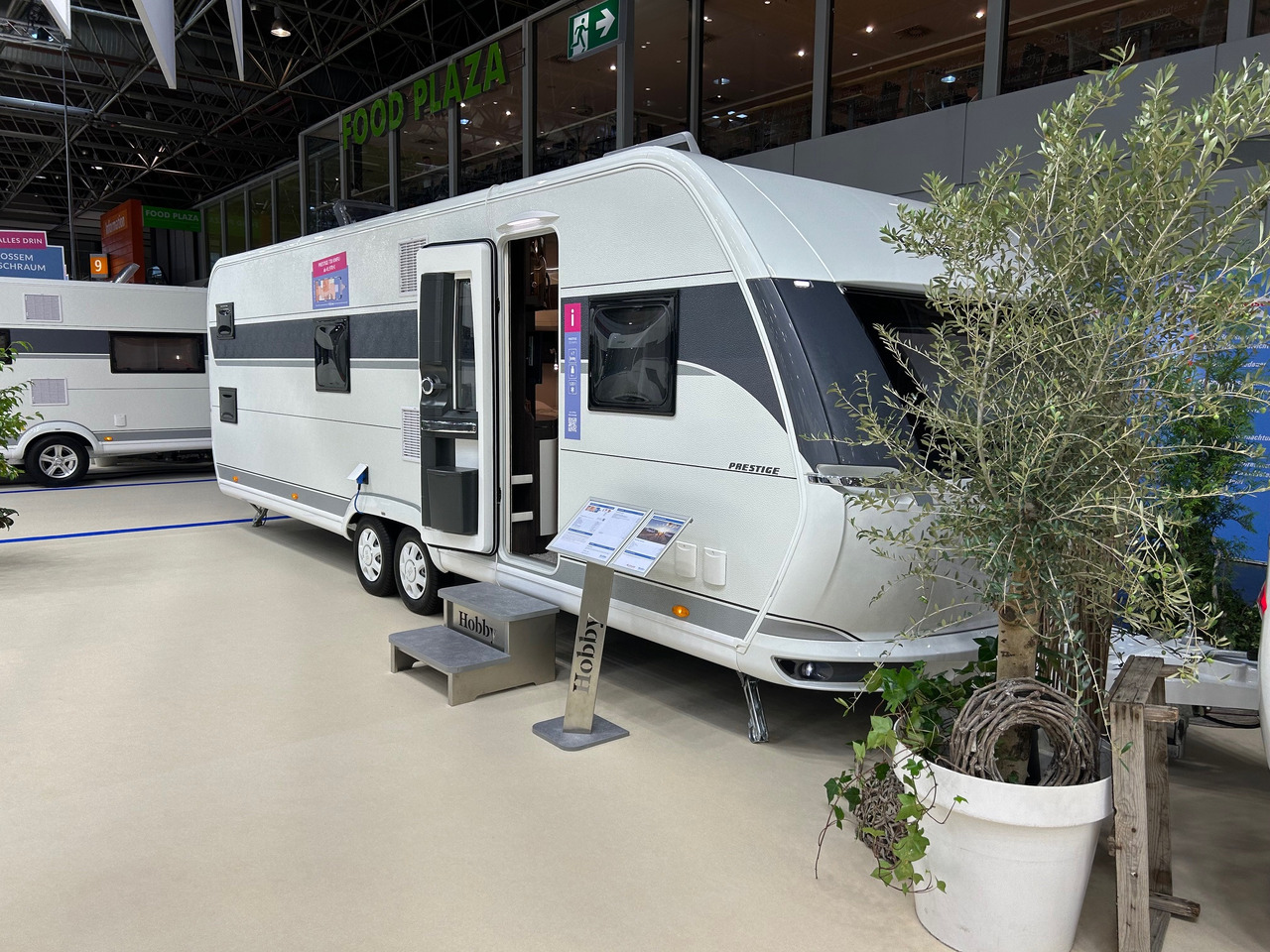 Hobby PRESTIGE 720 KWFU - Caravana: foto 1 Hobby PRESTIGE 720 KWFU - Caravana: foto 1
