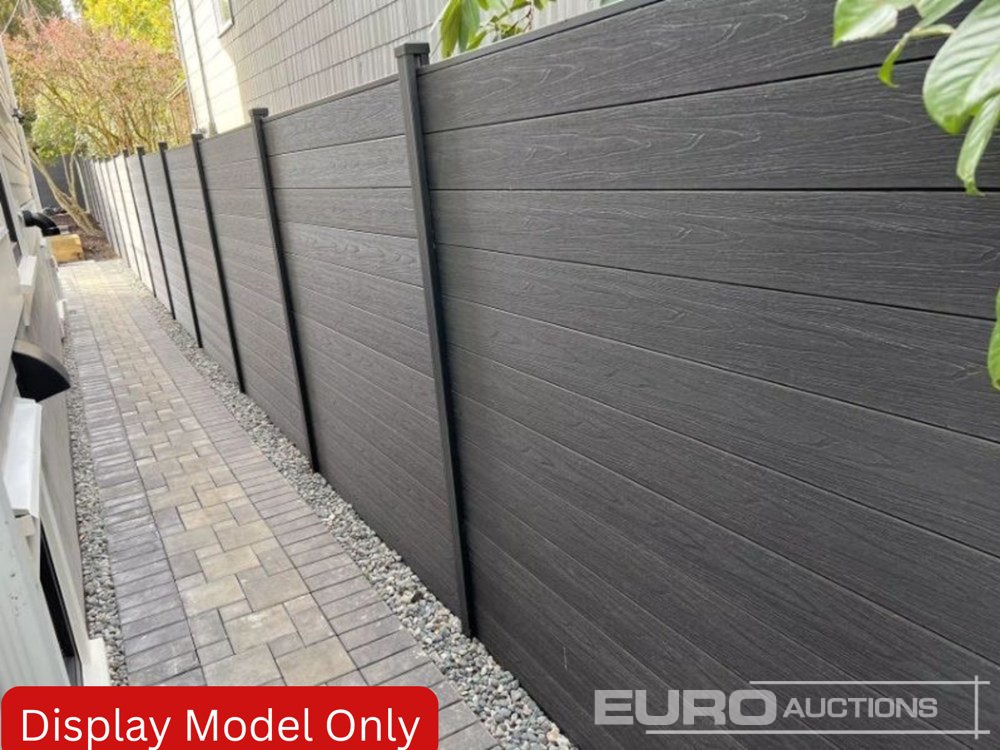 1.8m Wide Anthracite Grey Composite Fence Panels (16 of), 2.45m Black Aluminium Posts (15 of) Complete With Assembly Kit - Equipamento para oficina: foto 1 1.8m Wide Anthracite Grey Composite Fence Panels (16 of), 2.45m Black Aluminium Posts (15 of) Complete With Assembly Kit - Equipamento para oficina: foto 1
