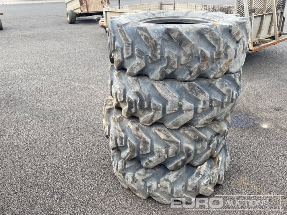 15.5/80-18 Tyre (4 of) - Pneu: foto 3 15.5/80-18 Tyre (4 of) - Pneu: foto 3