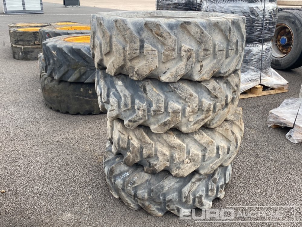 15.5/80-18 Tyre (4 of) - Pneu: foto 1 15.5/80-18 Tyre (4 of) - Pneu: foto 1