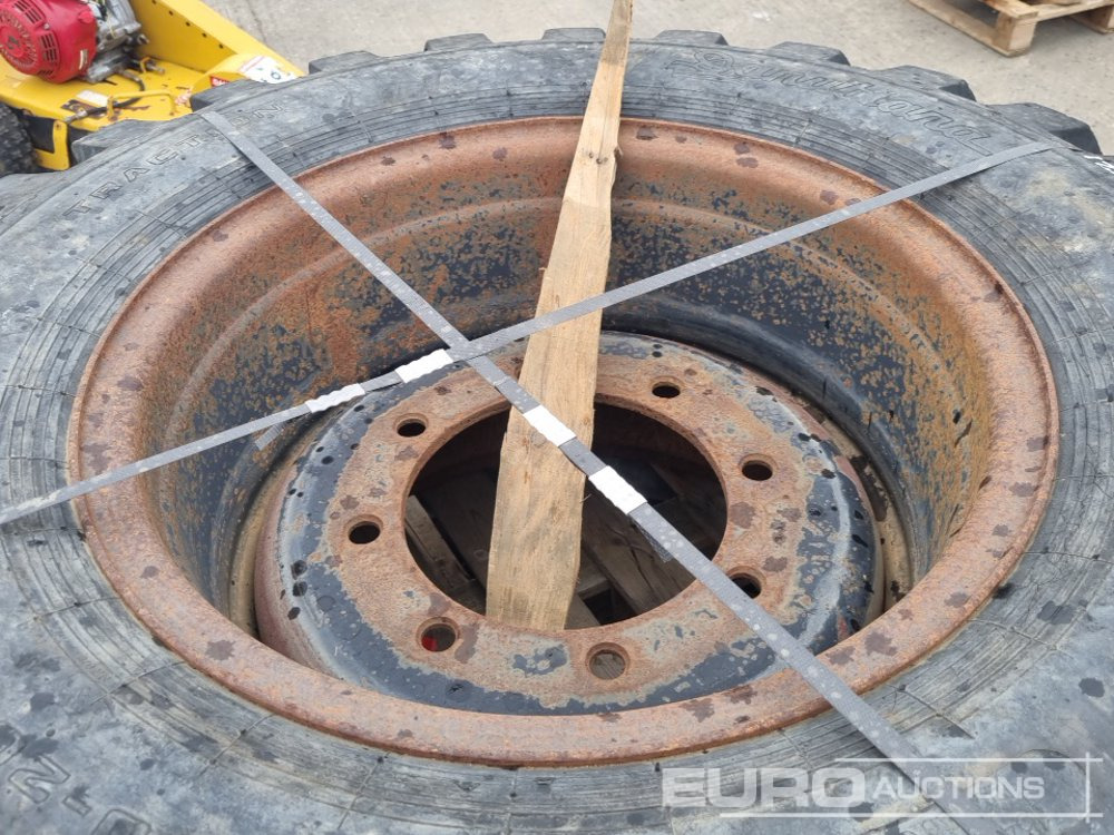 16.9 /30 Tyre & Rim, 16/17-20 Tyre & Rim - Pneu: foto 5 16.9 /30 Tyre & Rim, 16/17-20 Tyre & Rim - Pneu: foto 5