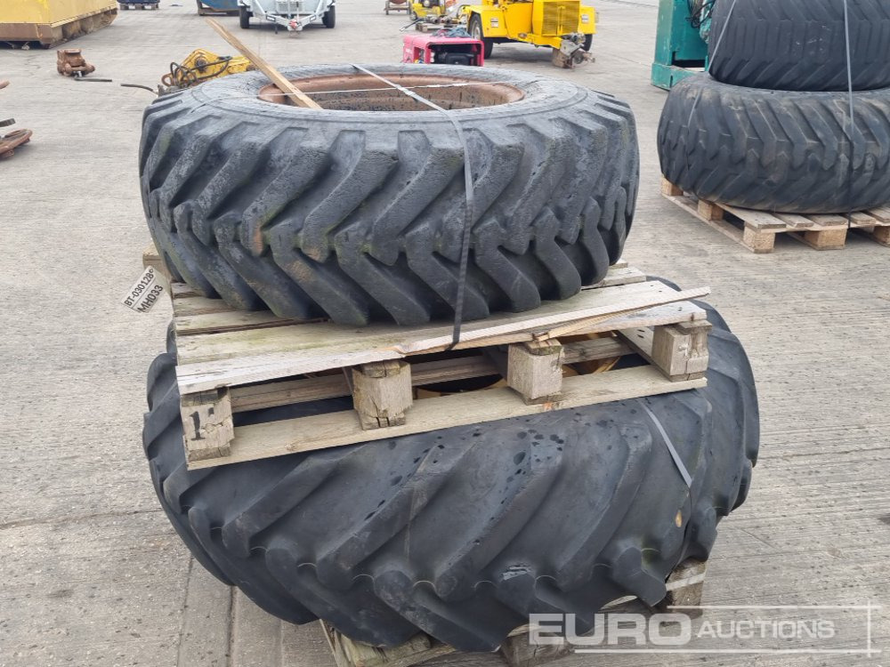 16.9 /30 Tyre & Rim, 16/17-20 Tyre & Rim - Pneu: foto 4 16.9 /30 Tyre & Rim, 16/17-20 Tyre & Rim - Pneu: foto 4