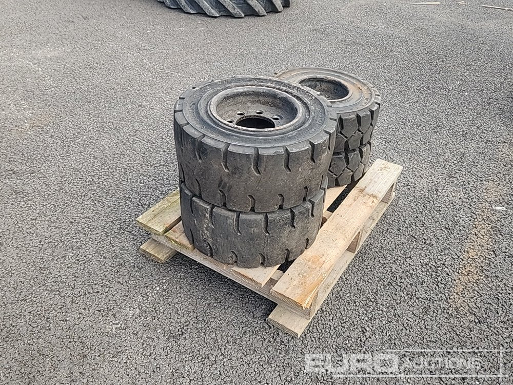 200/50-10 & 16x6-8 Solid Wheels to suit Forklift (4 of) - Pneu: foto 3 200/50-10 & 16x6-8 Solid Wheels to suit Forklift (4 of) - Pneu: foto 3