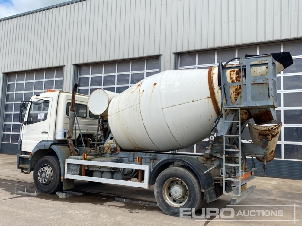 2004 Mercedes 4x2 Cement Mixer Lorry, Manual Gearbox, Hymix Equipment - Camião betoneira: foto 3 2004 Mercedes 4x2 Cement Mixer Lorry, Manual Gearbox, Hymix Equipment - Camião betoneira: foto 3