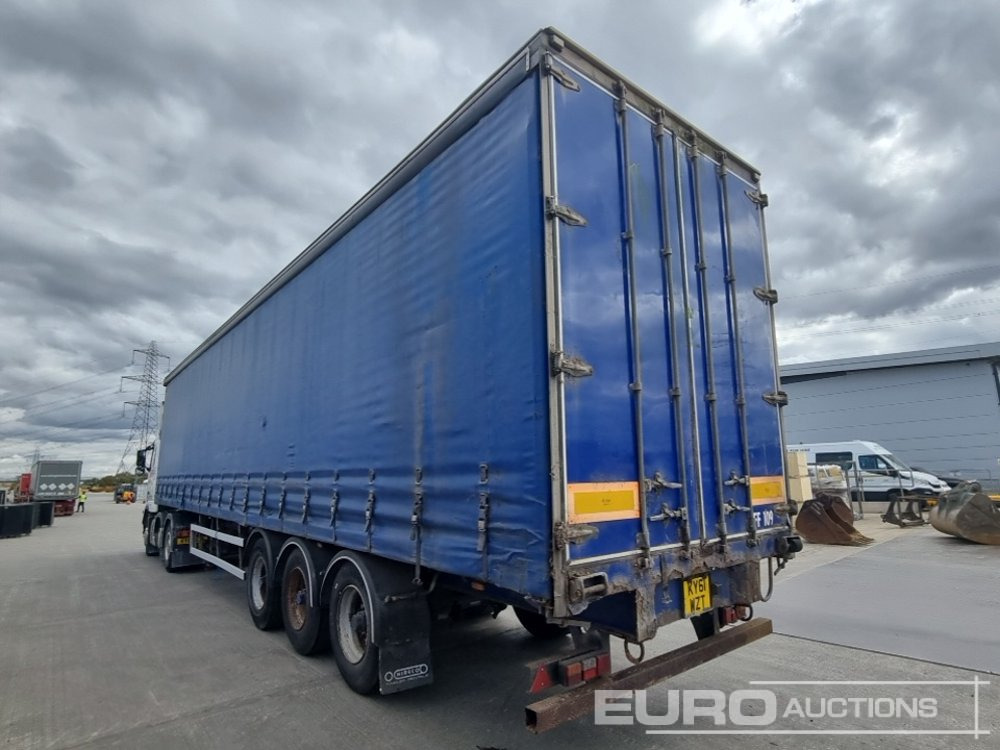 2004 SDC Trailer Tri Axle Curtainsider Trailer - Semi-reboque de lona: foto 3 2004 SDC Trailer Tri Axle Curtainsider Trailer - Semi-reboque de lona: foto 3