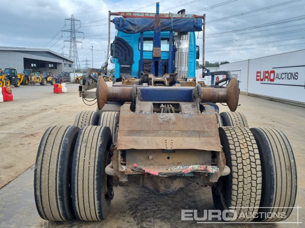 2006 Volvo FM380 - Camião polibenne: foto 4 2006 Volvo FM380 - Camião polibenne: foto 4