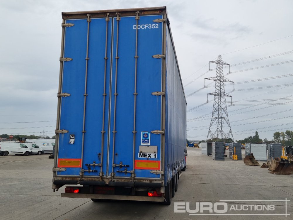 2007 SDC Trailer Tri Axle Double Deck Curtainsider Trailer - Semi-reboque de lona: foto 4 2007 SDC Trailer Tri Axle Double Deck Curtainsider Trailer - Semi-reboque de lona: foto 4