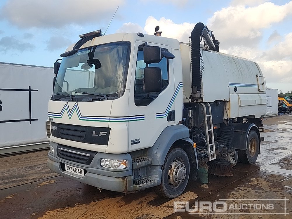 2010 DAF LF55-220 - Varredora urbana: foto 1 2010 DAF LF55-220 - Varredora urbana: foto 1