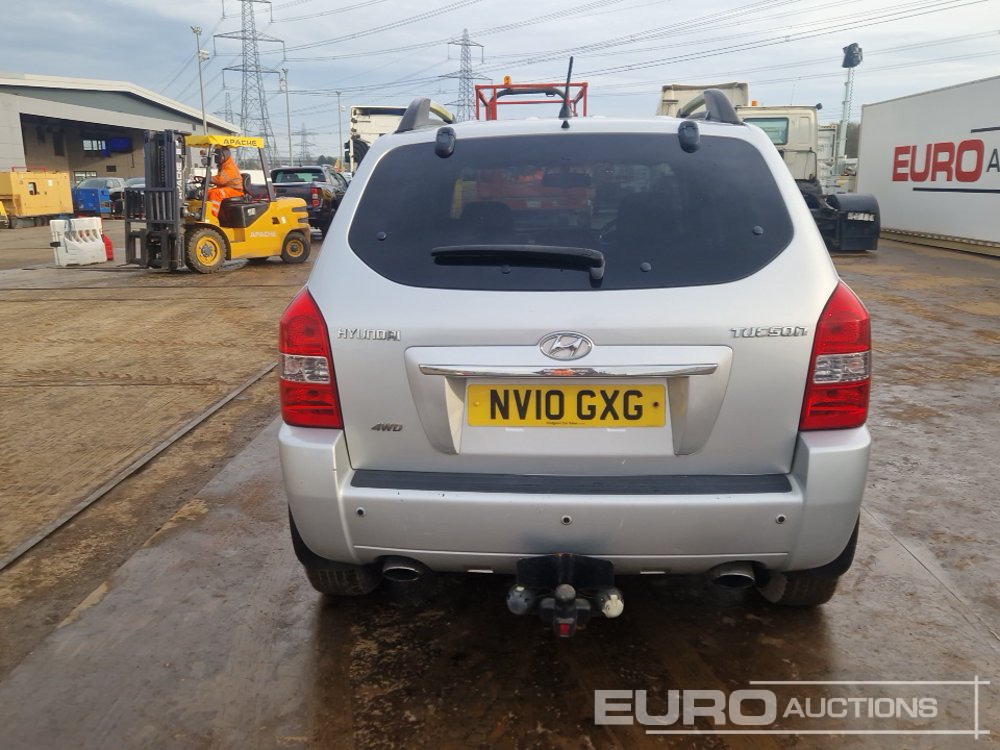 2010 Hyundai Tucson - SUV: foto 4 2010 Hyundai Tucson - SUV: foto 4