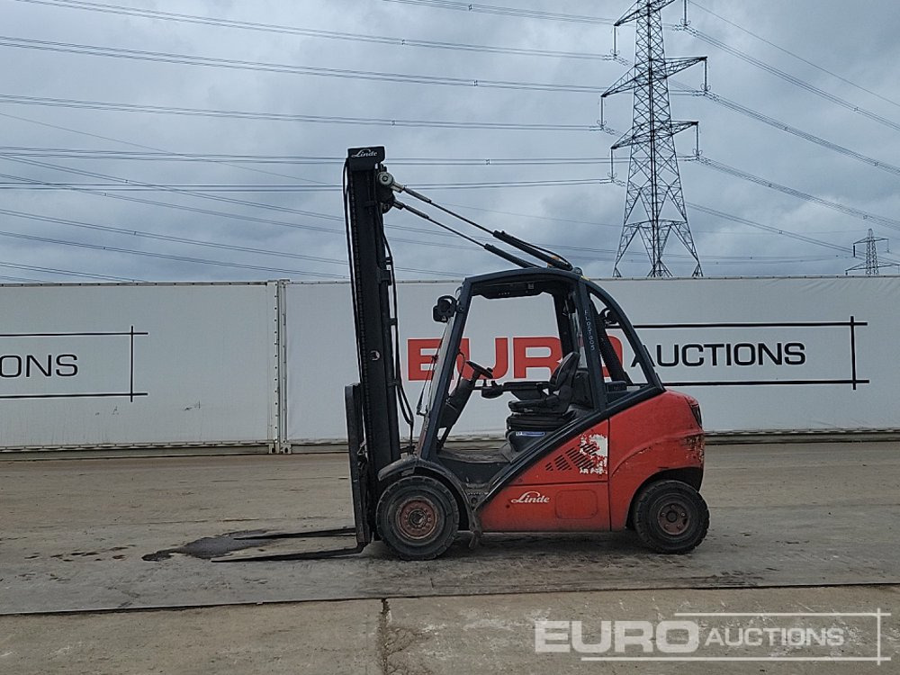 2010 Linde H30D-01 - Empilhador: foto 2 2010 Linde H30D-01 - Empilhador: foto 2