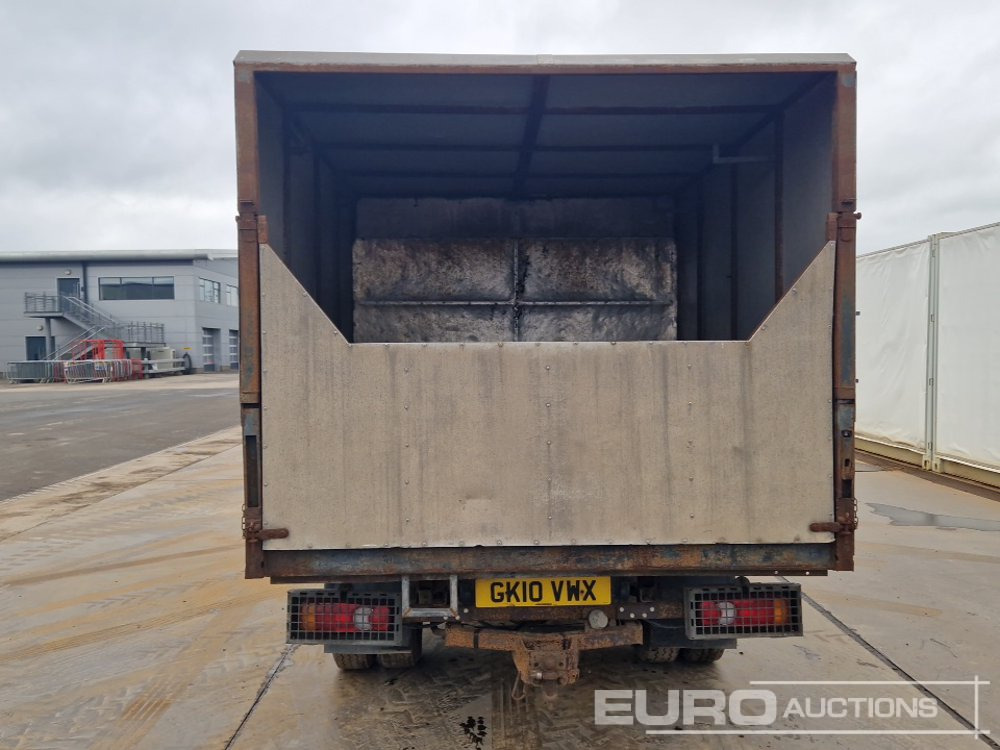 2010 Mitsubishi Fuso CANTER - Camião basculante: foto 4 2010 Mitsubishi Fuso CANTER - Camião basculante: foto 4