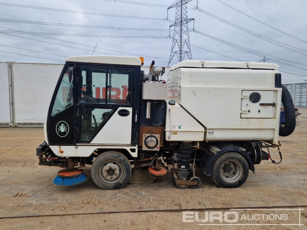 2010 Scarab 4x2 Road Sweeper, Reverse Camera, A/C, Automatic Gearbox - Varredora urbana: foto 2 2010 Scarab 4x2 Road Sweeper, Reverse Camera, A/C, Automatic Gearbox - Varredora urbana: foto 2