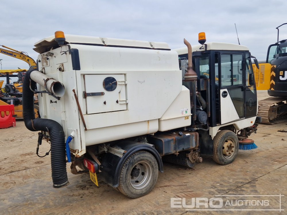 2010 Scarab 4x2 Road Sweeper, Reverse Camera, A/C, Automatic Gearbox - Varredora urbana: foto 5 2010 Scarab 4x2 Road Sweeper, Reverse Camera, A/C, Automatic Gearbox - Varredora urbana: foto 5