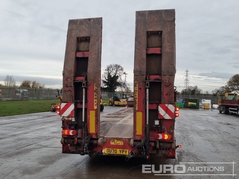 2011 Faymonville Tri Axle Stepframr Low Loader Trailer, Out Riggers, Hydraulic Ramps - Semi-reboque baixa: foto 4 2011 Faymonville Tri Axle Stepframr Low Loader Trailer, Out Riggers, Hydraulic Ramps - Semi-reboque baixa: foto 4