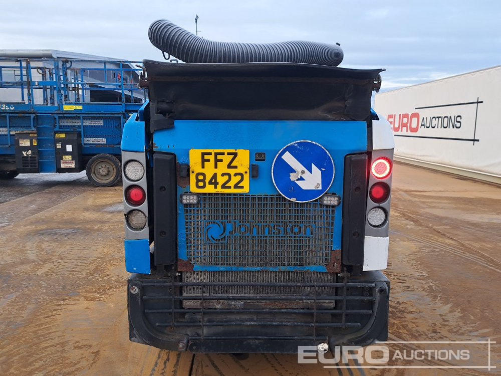 2011 Johnston 142A 101T - Varredora urbana: foto 4 2011 Johnston 142A 101T - Varredora urbana: foto 4