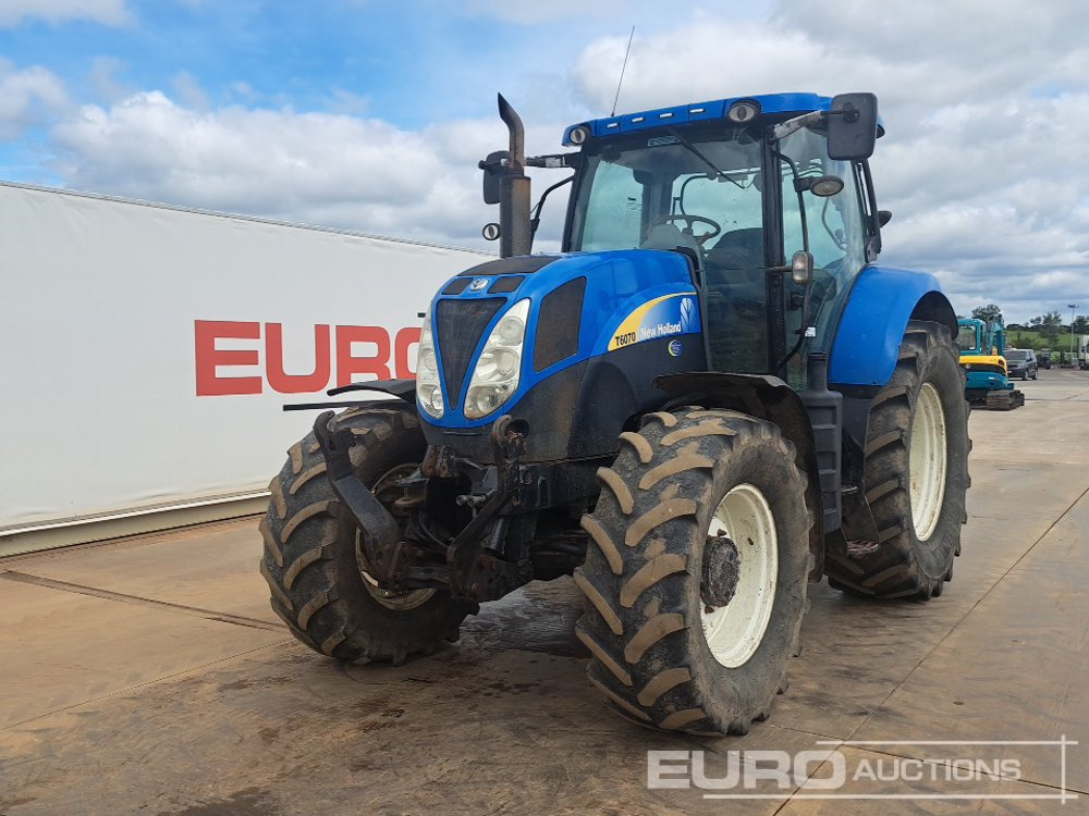 2011 New Holland T6070 - Trator: foto 1 2011 New Holland T6070 - Trator: foto 1