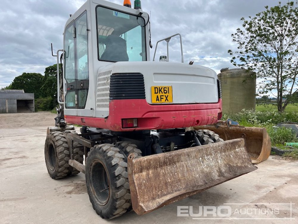 2011 Takeuchi TB175W - Escavadeira de rodas: foto 3 2011 Takeuchi TB175W - Escavadeira de rodas: foto 3