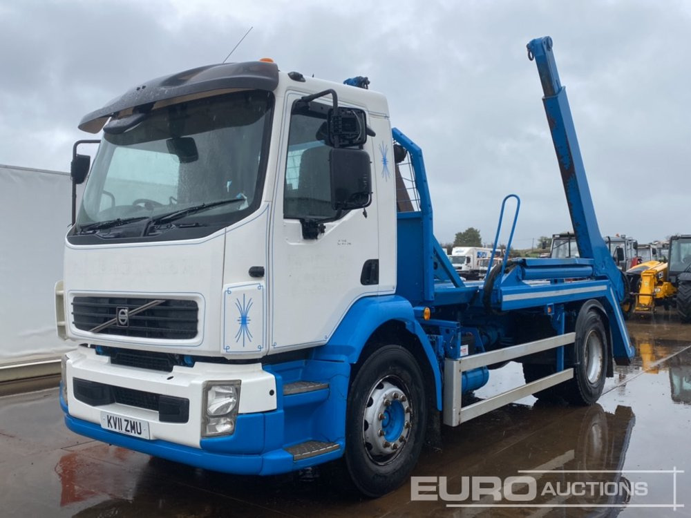 2011 Volvo 4x2 Skip Lorry, Manual Gearbox, A/C - Camião multibenne: foto 1 2011 Volvo 4x2 Skip Lorry, Manual Gearbox, A/C - Camião multibenne: foto 1