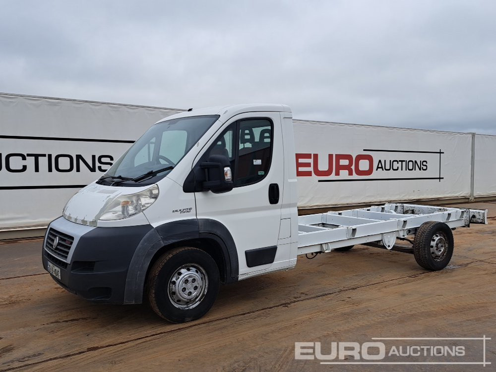2012 Fiat Ducato Maxi - Carrinha de caixa aberta: foto 1 2012 Fiat Ducato Maxi - Carrinha de caixa aberta: foto 1