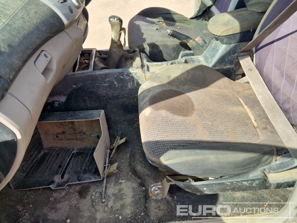 Pick-up 2012 Mitsubishi L200: foto 25