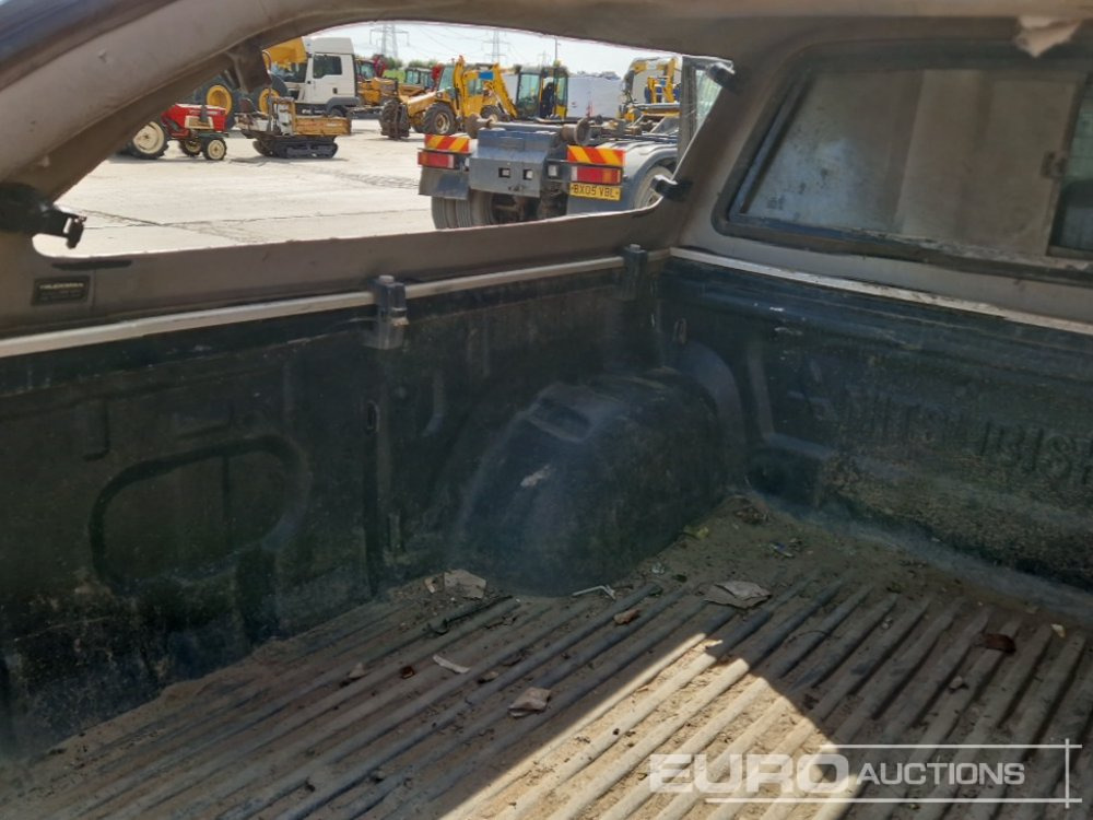 Pick-up 2012 Mitsubishi L200: foto 15