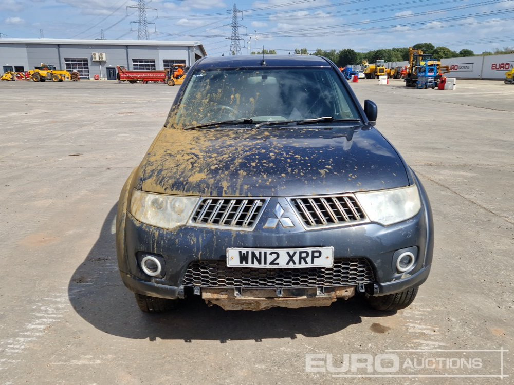 Pick-up 2012 Mitsubishi L200: foto 8